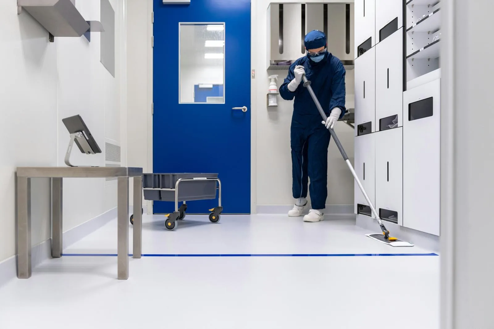 Professional floor cleaning in a commercial facility